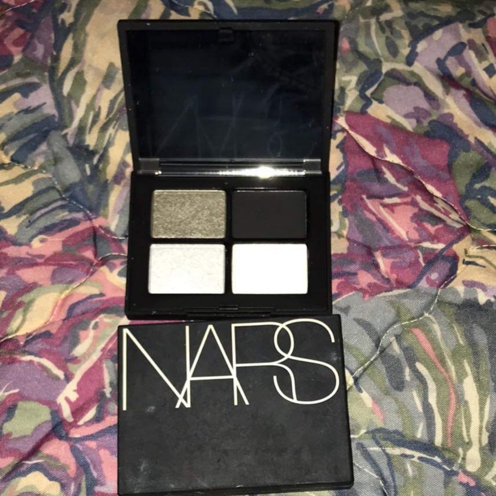 Narks eye shadow palette
